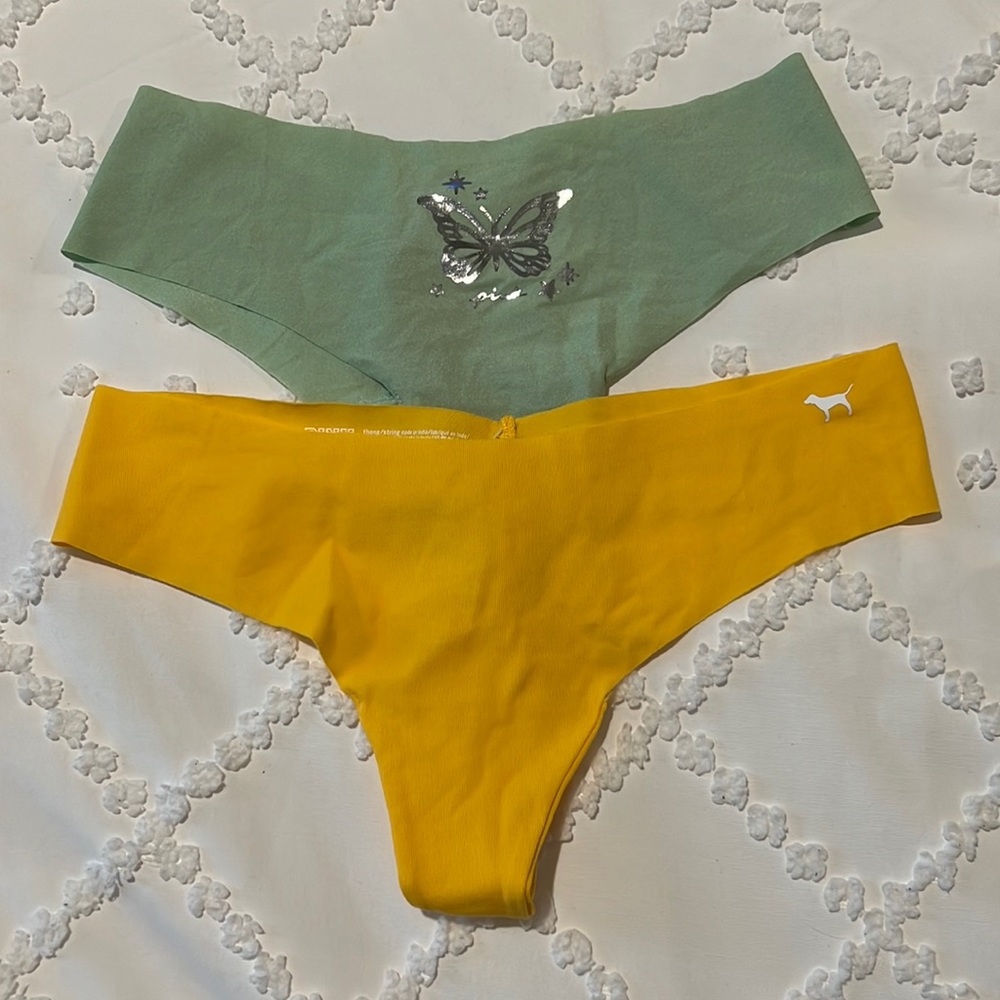 2 NWT Victoria secret/PINK no show thongs